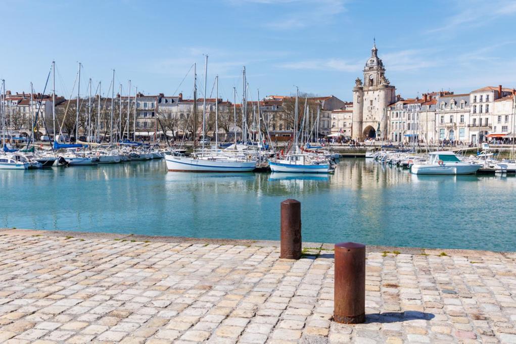 L'Appartement : Location Les Merciers. La Rochelle  Buitenkant foto