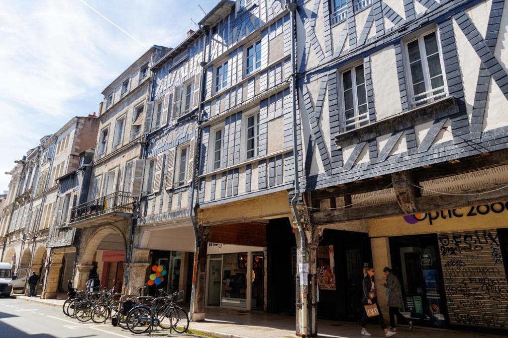 L'Appartement : Location Les Merciers. La Rochelle  Buitenkant foto